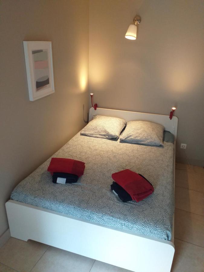 Ferienwohnung Domus Arena, Parking, Wifi, Arenes Nîmes Exterior foto